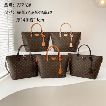 Crossbody shoulder bag