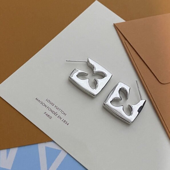 LV earrings - Image 1