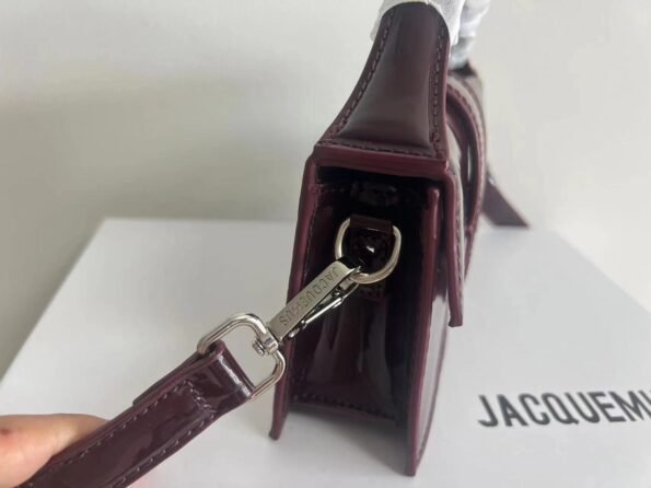 Jacquemus gold metal logo and hardware accessories removable long shoulder strap calfskin one-shoulder cross-body handbag women's style-comes with gift box - Image 11