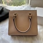 GUESS fashion versatile casual adjustable removable shoulder strap magnetic buckle opening and closing artificial leather one-shoulder cross-body handbag-comes with gift box - Image 6