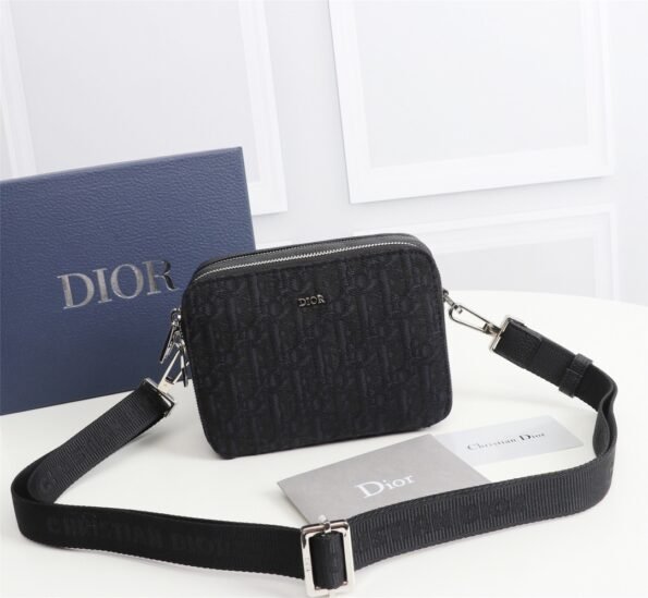 DIOR's new men's and women's chain cross-body saddle tote one-shoulder small square bag-comes with gift box - Image 1