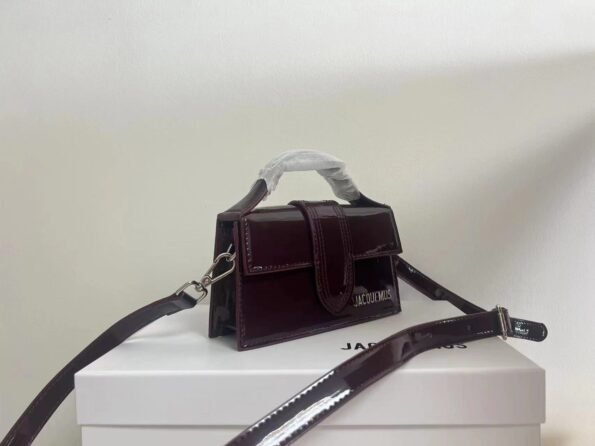 Jacquemus gold metal logo and hardware accessories removable long shoulder strap calfskin one-shoulder cross-body handbag women's style-comes with gift box - Image 14