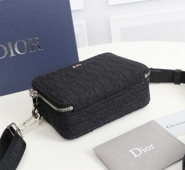 DIOR's new men's and women's chain cross-body saddle tote one-shoulder small square bag-comes with gift box - Image 4