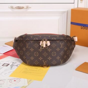 Advanced handbag for women, new vintage crossbody bag, waist bag, spring and summer niche versatile chest bag, women's large capacity