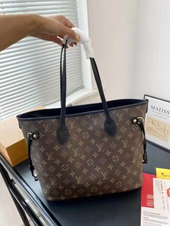 Shoulder bag tote bag women's new large capacity commuting niche design high-end handbag-without packaging box