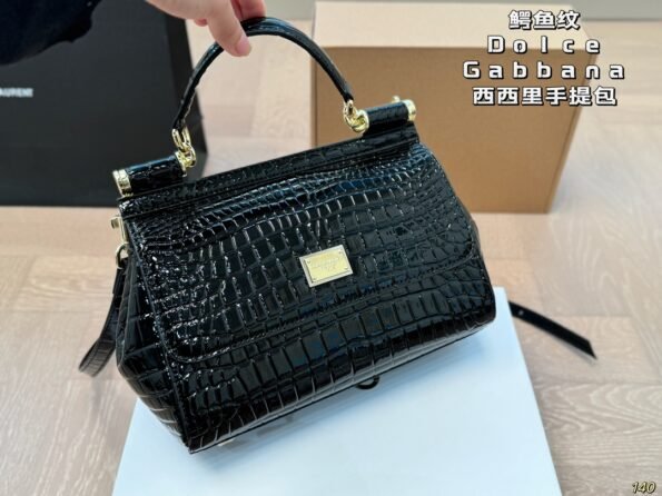Ladies' handbag 2024 new spring/summer high-end fashion commuting atmospheric crossbody bag handbag-comes with gift box - Image 1