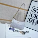 Coach underarm bag and tote shoulder bag - Image 5