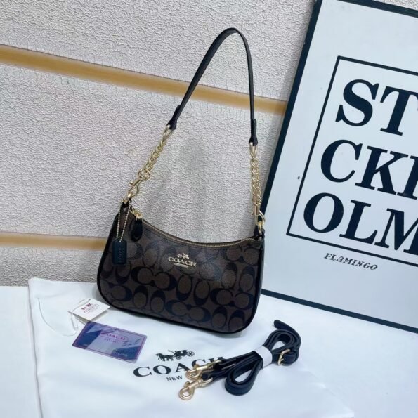 Coach underarm bag and tote shoulder bag - Image 4
