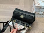 D&G Horizontal and vertical hand-held shoulder crossbody bag with case - Image 10