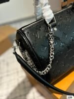 LV Pillow Bag Carrying One Shoulder Crossbody Bag without Case - Image 17