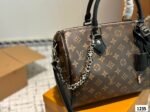 LV Pillow Bag Carrying One Shoulder Crossbody Bag without Case - Image 5