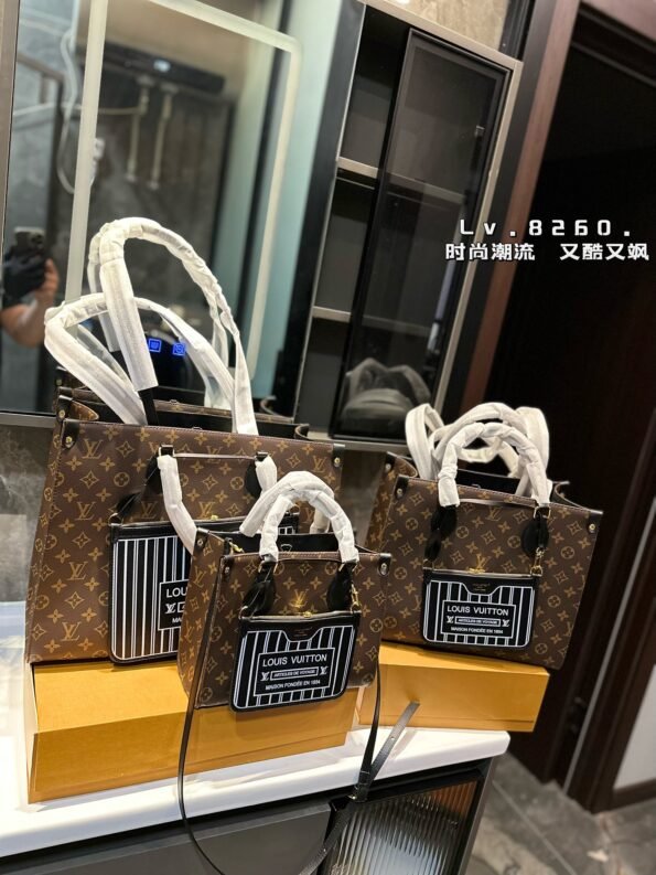 LV Jungle Tote Bag Portable Crossbody Bag without Gift Box - Image 1