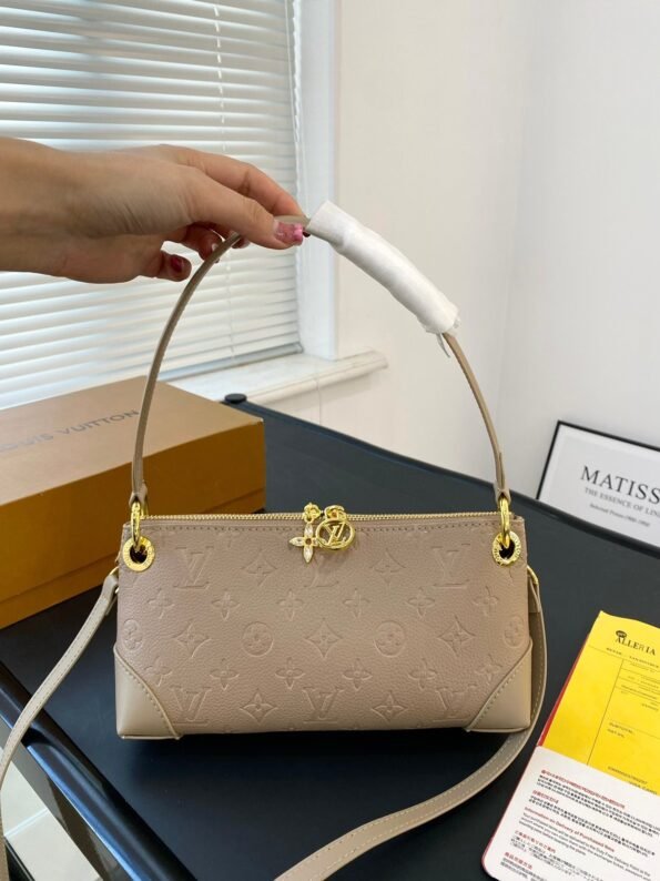 LV Retro Elegant Underarm Bag, Comes with Gift Box Packaging - Image 3