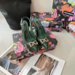 D&G's new Snap Letterhead Pointed Heels Imported soft patent leather - Image 2