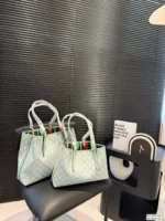 The Cool Odd Tote Emblem comes without a case - Image 14