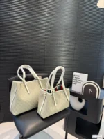 The Cool Odd Tote Emblem comes without a case - Image 12