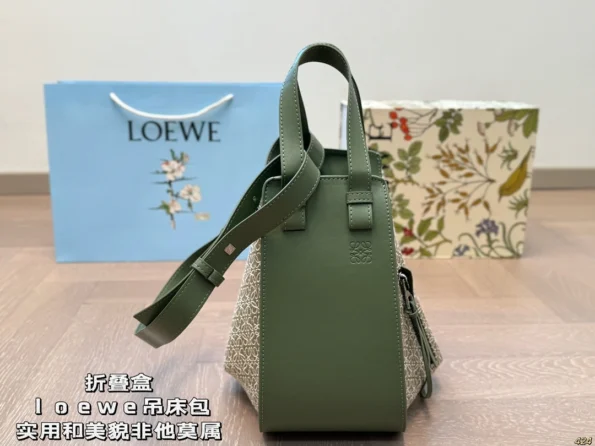 Loewe loewe hammock bag with box - Image 15