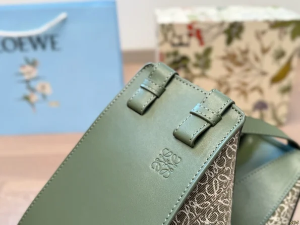 Loewe loewe hammock bag with box - Image 10
