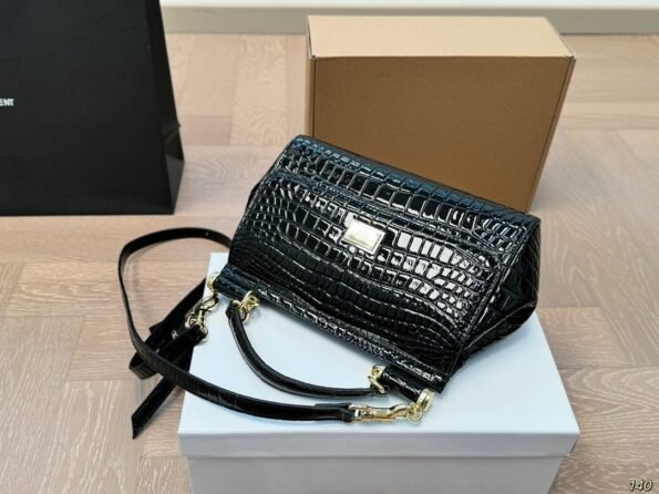 D&G crocodile leather tote shoulder crossbody bag - Image 8