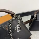 LV Capucines Lady Bag, Cowhide Gold-Buckle Hardware, Handle One-Shoulder Crossbody Bag, Folding Gift Box - Image 2