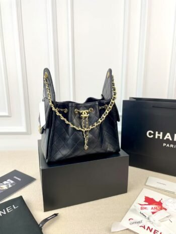 SmallThe long-awaited Chanel tote bag is full of style-comes with gift box