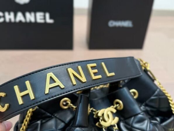 Chanel  Drawstring bucket bag is comfortable and classic-comes with gift box - Image 6