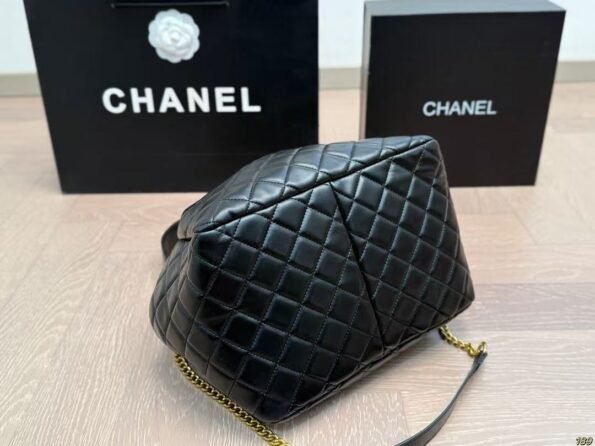 Chanel  Drawstring bucket bag is comfortable and classic-comes with gift box - Image 5