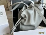 Loewe shopping bags  Soft calfskin smooth and shiny-box - Image 11