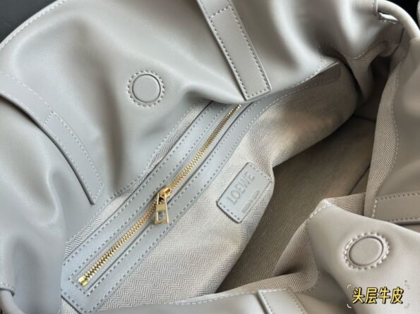 Loewe shopping bags  Soft calfskin smooth and shiny-box - Image 5