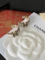 Stud earrings are 2.6 cm long and 2.3 cm wide - Image 6