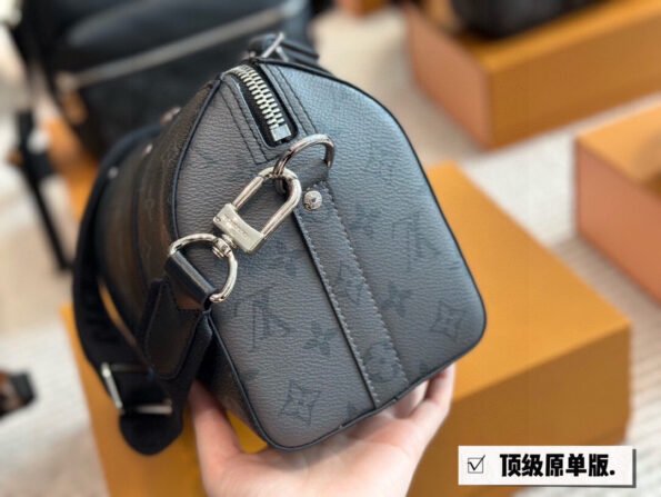 LvXNigo Keepall xs 21 Pillowcase Bag-box - Image 2