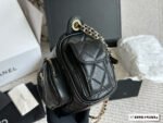 Original sheepskin Chanel camera bag - box - Image 5