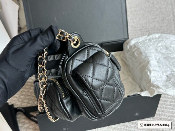 Original sheepskin Chanel camera bag - box - Image 10