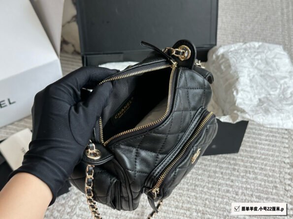 Original sheepskin Chanel camera bag - box - Image 9