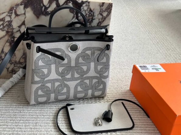 Hermès Herbag canvas shopping bag -box - Image 5