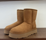 ins blogger's favorite two-wear style is simple and fashionable, and it looks good with any match